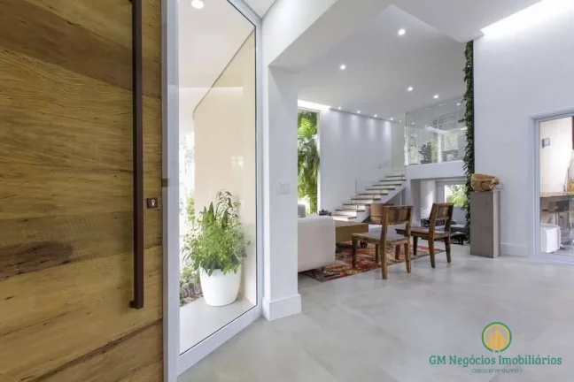 Imagem Casa Maravilhosa e impecável - 5 suites + chalé hóspedes! Em Condominio