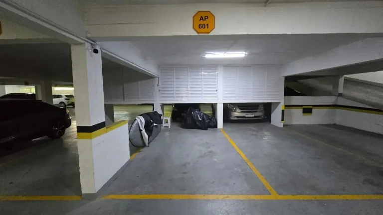 Imagem Apartamento frente mar mobiliado com 2 dormitórios e 1 vaga em Balneário Camboriú/SC