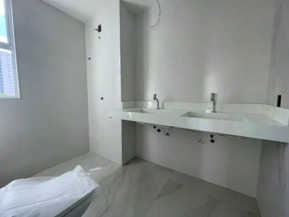Imagem Apartamento 3 dormitórios para Venda em Teresina, Jóquei, 4 dormitórios, 3 suítes, 4 banheiros, 2 vagas