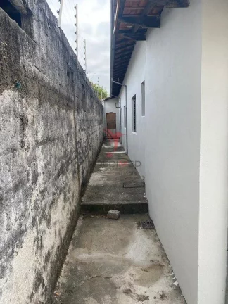 Imagem Casa no campo Galvão, Guaratinguetá. Terreno 414 MTS2. 4 Quartos, sendo 3 Suites.4 vagas