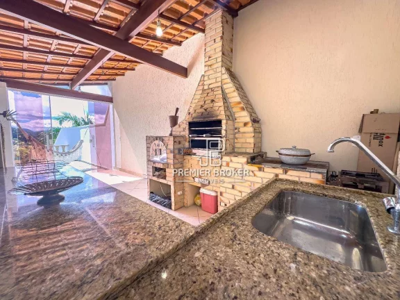 Imagem Oportunidade casa com 4 dormitórios à venda, 200 m² por R$ 940.000 - Panorama Teresópolis/RJ