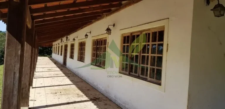 Imagem Sítio Encantador à Venda em Piracaia - Perímetro Urbano