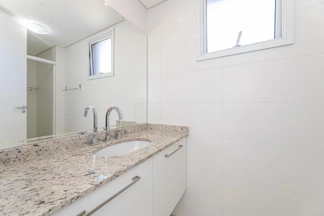 Imagem Apartamento de dois quartos no Bacacheri
