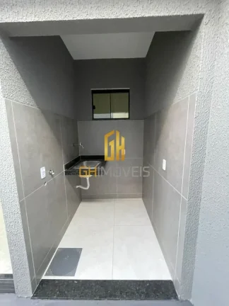 Imagem Casa com 3 quartos no Papillon Park, em terreno com 180m² com 114m² de área construída possui:- ...
