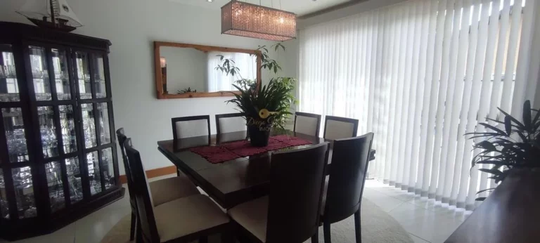 Imagem Casa em Condomínio para Venda em Teresópolis / RJ no bairro Prata