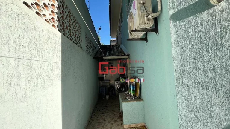 Imagem Casa com 3 dormitórios à venda, 101 m² por R$ 755.000,00 - Palmeiras - Cabo Frio/RJ