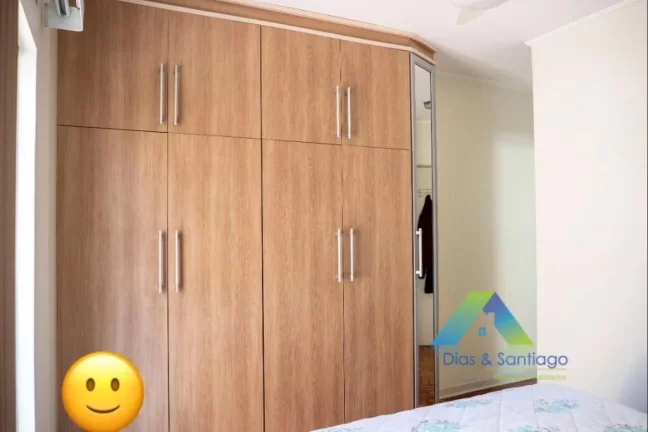 Imagem VILA VERMELHA Lindo sobrado 160 metros, 3 dormitórios, 1 suíte, 2 vagas com ótimo valor e localização.