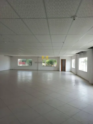 Imagem Sala comercial para locação, vão livre de 414m2, pode ser dividida em várias salas no Centro de Piraquara!!!