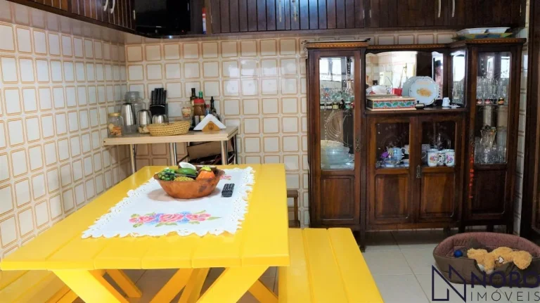 Imagem Casa ampla à venda no Bairro Nossa Senhora de Lourdes