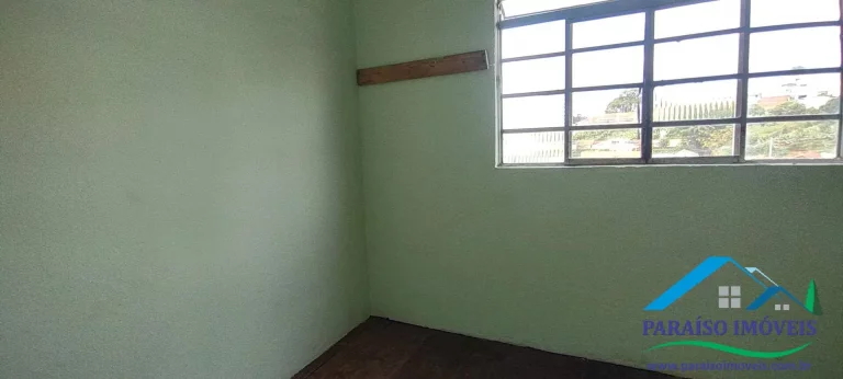 Imagem Ótima oportunidade: casa com 2 quartos no centro de Paraisópolis MG