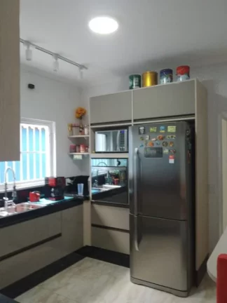 Imagem Sobrado com 5 dormitórios à venda, 241 m² por R$ 650.000,00 - Cidade Kemel - Poá/SP
