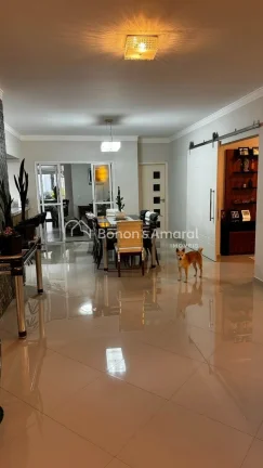 Imagem Casa térrea com 300 m² de construção e 600 m² de terreno.

Imóvel com estrutura sólida, ambie...