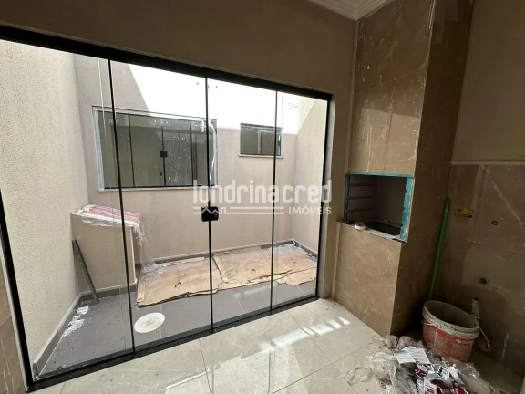 Imagem Linda casa no Jd. Antares, próxima à Av. São João, com 3 dormitórios, sendo 1 suíte, e conceito aberto entre sala e cozinha. Conforto e praticidade garantidos.