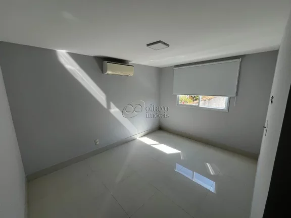 Imagem Imóvel à venda na Praia do Pecado, Macaé-RJ: Apartamento de 3 quartos com suíte, sala ampla e 2 vagas de garagem