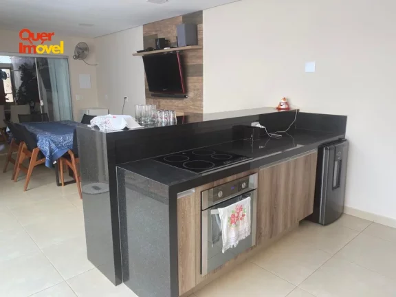 Imagem Casa em Condomínio à Venda em Ribeirão Preto-SP - 3 Quartos, 1 Suíte, 2 Salas, 3 Banheiros, 2 Vagas, 190,54m².