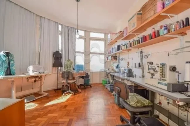 Imagem Copacabana – Avenida Nossa Senhora de Copacabana | Residencial › Apartamento 4 quarto(s) à Venda