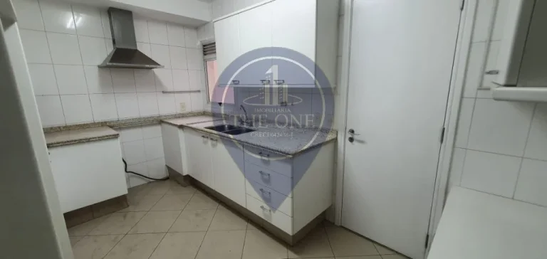 Imagem Apartamento de luxo na Vila Nova Conceição, São Paulo-SP: 4 quartos, 4 suítes, 2 salas, 5 banheiros, 4 vagas, 212m².