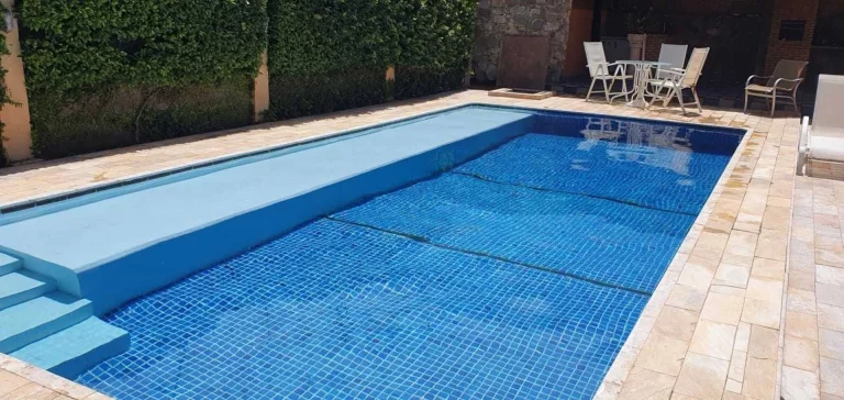 Imagem Casa à venda em rua pública no bairro Coroa do Meio