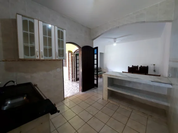 Imagem Casa para Venda em Itanhaém, Balneário Califórnia, 2 dormitórios, 2 banheiros, 10 vagas