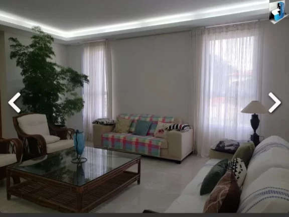 Imagem Casa de Alto Padrão com Sauna e Piscina à Venda em Tatuí - SP