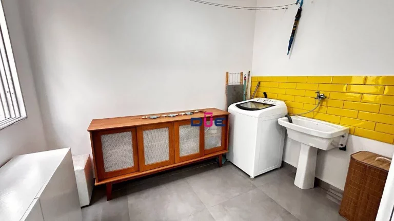 Imagem Apartamento com 3 dormitórios à venda, 102 m² por R$ 640.000 - Ponta da Praia - Santos/SP