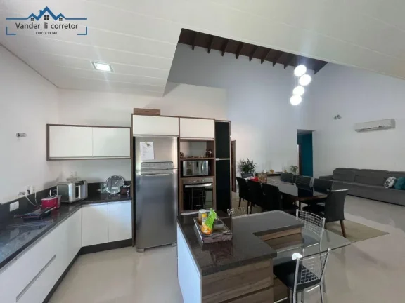 Imagem Casa de alto padrão com 3 dormitórios a venda no condimínio Arco de Roma em Foz