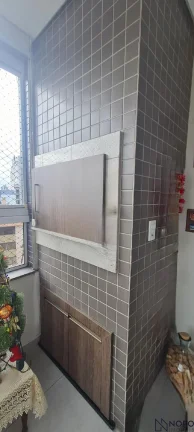 Imagem Apartamento Semi Mobiliado de 3 Dormitórios com Suíte e 2 Garagens no Bairro Men
