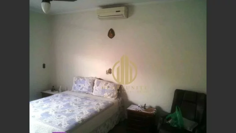 Imagem Casa com 3 dormitórios à venda, 151 m² por R$ 742.000,00 - Jardim Irajá - Ribeirão Preto/SP