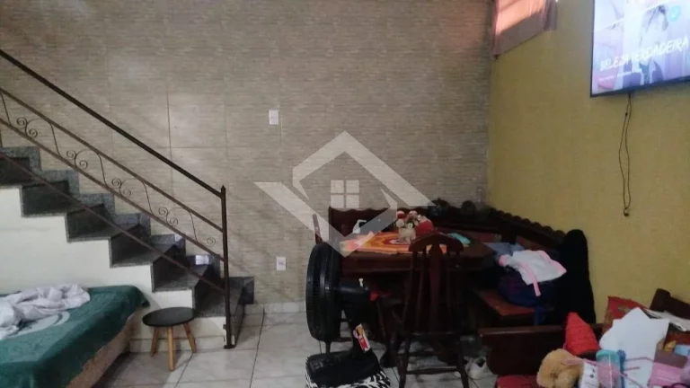 Imagem Casa Triplex para Venda em Campo Grande com 3 Suítes