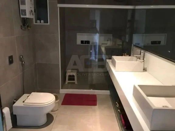 Imagem Apartamento 3 quartos em Ipanema, 170m2, 1vaga, na quadra da praia.