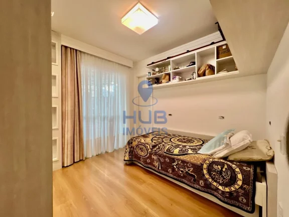 Imagem Apartamento à Venda, 239m2, 3 Suítes, 3 Vagas - Balneário Camboriú/SC