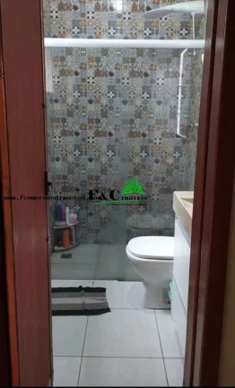 Imagem Casa para Venda em Limeira, Parque Pompeu, 2 dormitórios, 1 banheiro, 2 vagas