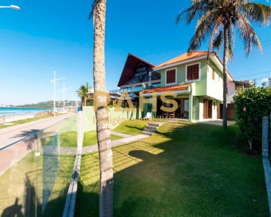 Sabe aquele sonho de Casa a Beira Mar de Bombinhas? Pois é, eu posso ajudar a realiza-lo com essa i...