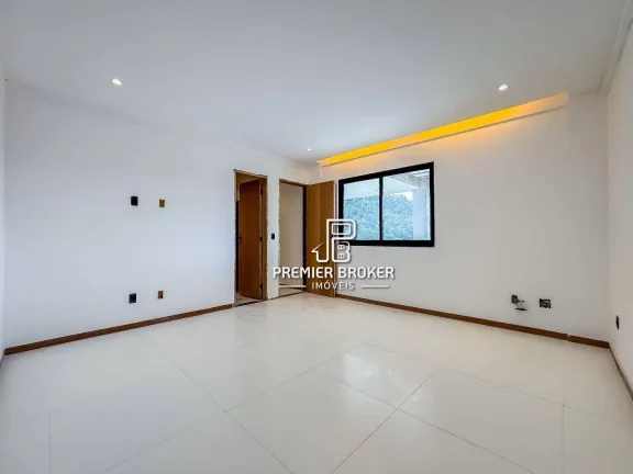 Imagem Casa à venda, 130 m² por R$ 690.000,00 - Albuquerque - Teresópolis/RJ