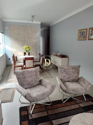 Imagem Casa Térrea - Jacareí/SP - Villa Branca - 3 dormitórios (1 suíte) - 180m²