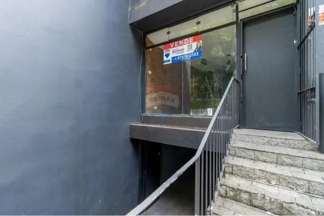 Imagem Oportunidade Casa Comercial na Rua Verbo Divino – O Espaço Ideal para o Seu Negócio!
