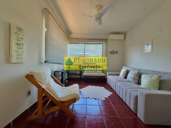 Imagem Casa mobiliada a 500 metros da praia em Barequeçaba, São Sebastião/SP - 3 quartos, 1 suíte, 3 salas, 4 banheiros, 4 vagas