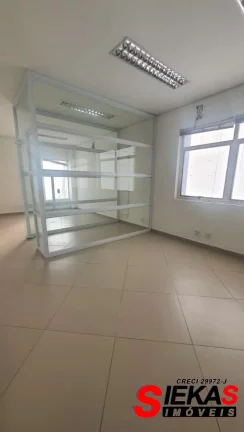Imagem Salão Comercial de Alto Padrão na Vila Carrão, São Paulo-SP: 17 salas, 30 banheiros, 50 vagas de garagem, 3.337m² de área.