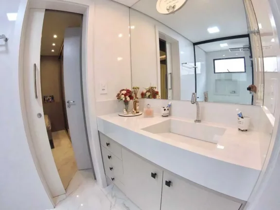 Imagem Apartamento mobiliado com 1 suíte, 2 demi suítes e 1 vaga de garagem em Balneário Camboriú