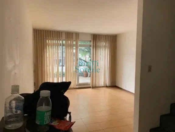 Imagem Sobrado à Venda em Vila Clementino - São Paulo/SP.