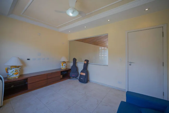 Imagem Casa à venda, 5 Quartos, 15 minutos do centro de Alphaville.