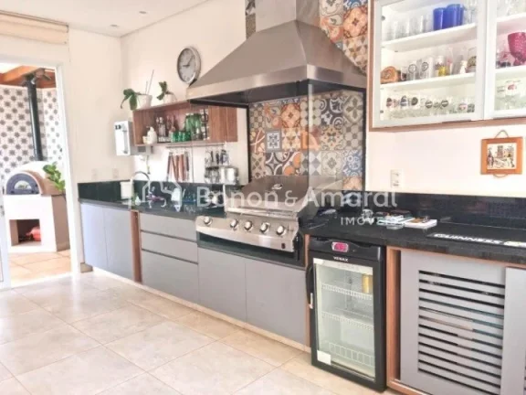 Imagem Este belo sobrado de 346m² é ideal para quem valoriza conforto e elegância. Conta com salas de es...