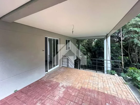Imagem Casa de Condomínio em Chácara dos Lagos - Carapicuíba