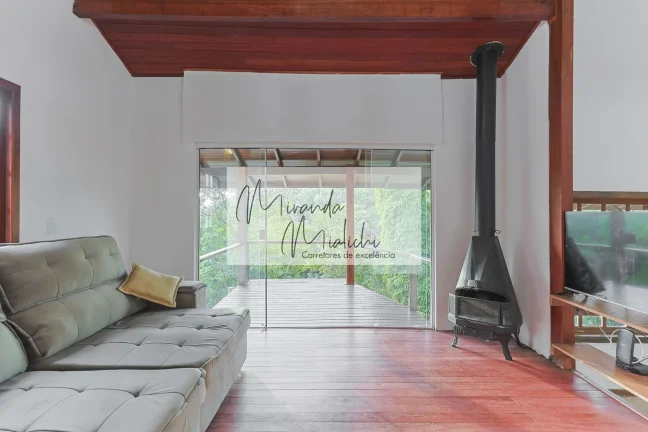 Imagem Casa com 4 quartos, sendo 2 suítes à venda no Córrego Grande