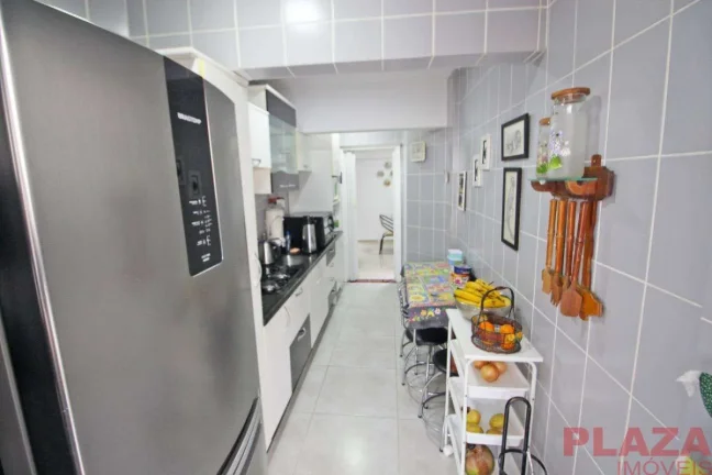 Imagem Apartamento com 2 quartos de Temporada, Centro - Balneário Camboriú