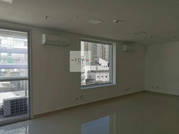 Imagem Sala comercial 47m2 ao lado de metrô