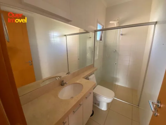 Imagem Maravilhosa casa em condomínio para locação na Vila do Golf, Ribeirão Preto-SP! 3 quartos, 3 suítes, 1 sala, 5 banheiros, 320m² de área. Aproveite essa oportunidade! Quer Imóvel Negócios Imobiliários!