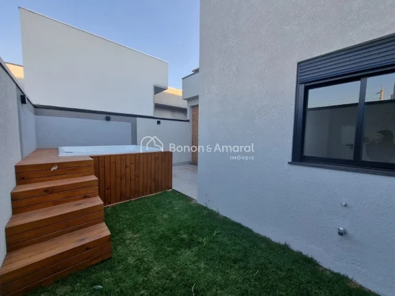 Imagem Essa linda casa com 134 metros quadrados de construção, oferece um ambiente espaçoso e acolhedor....
