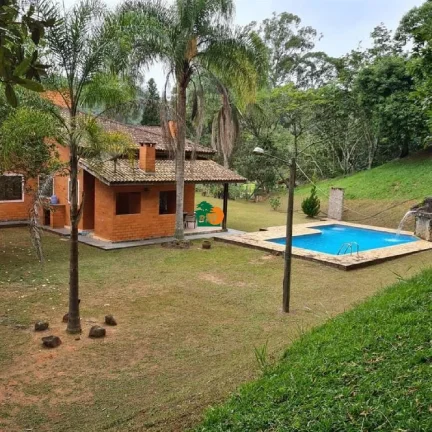 Imagem Chácara para Venda em São Roque, Centro (canguera), 3 dormitórios, 2 suítes, 1 banheiro