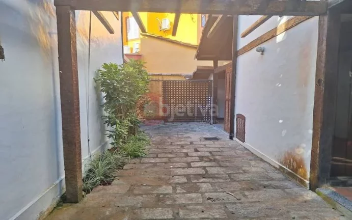 Imagem Linda casa a venda de 3 quartos no bairro Geriba em Búzios